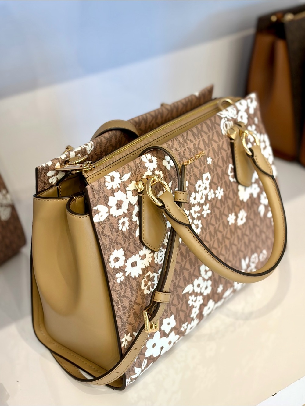 MICHAEL KORS  Marilyn Medium Printed Signature Logo Satchel Crossbody - Picture 3 of 16
